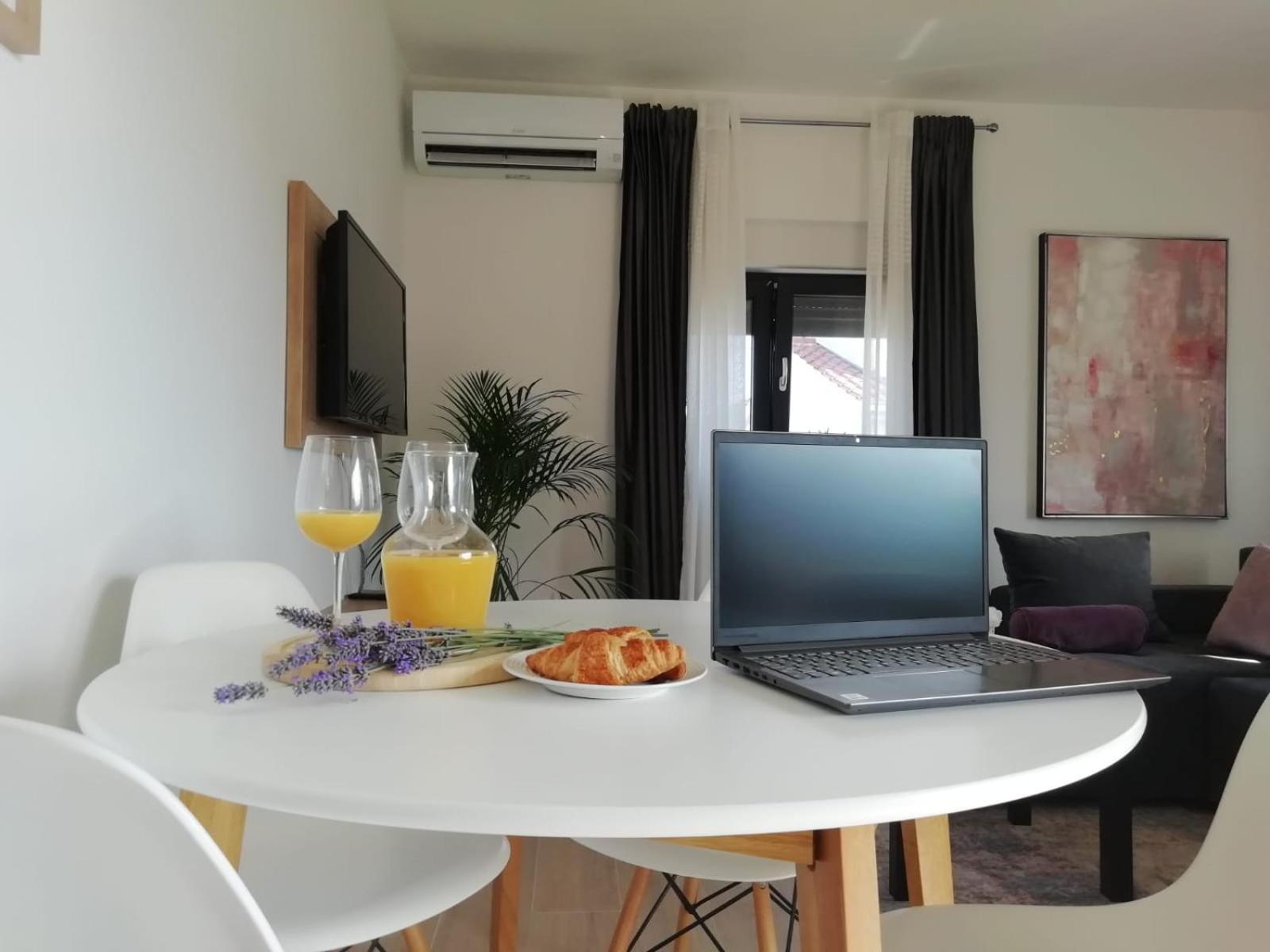 Apartments Maella Zadar Zimmer foto