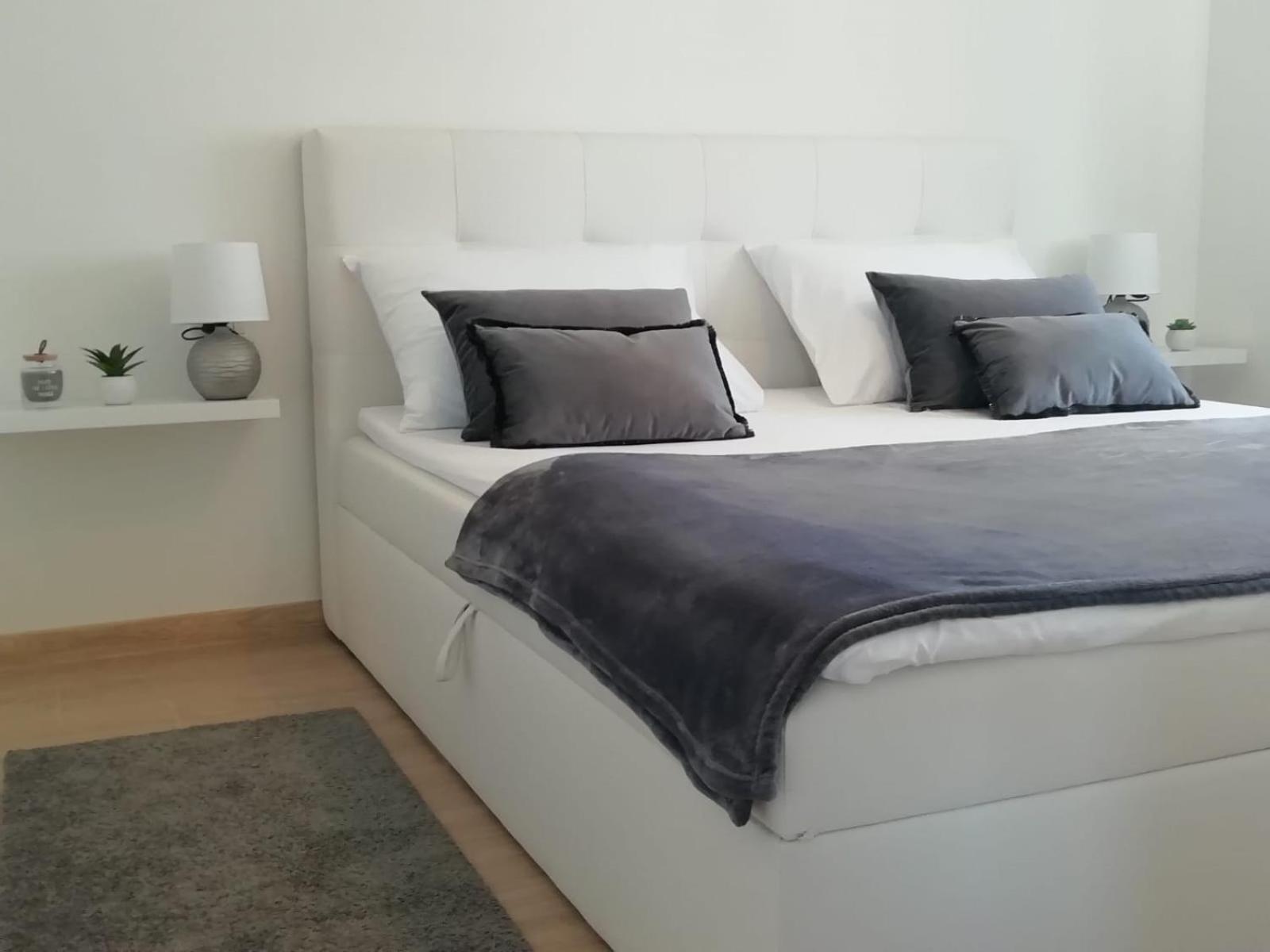 Apartments Maella Zadar Zimmer foto